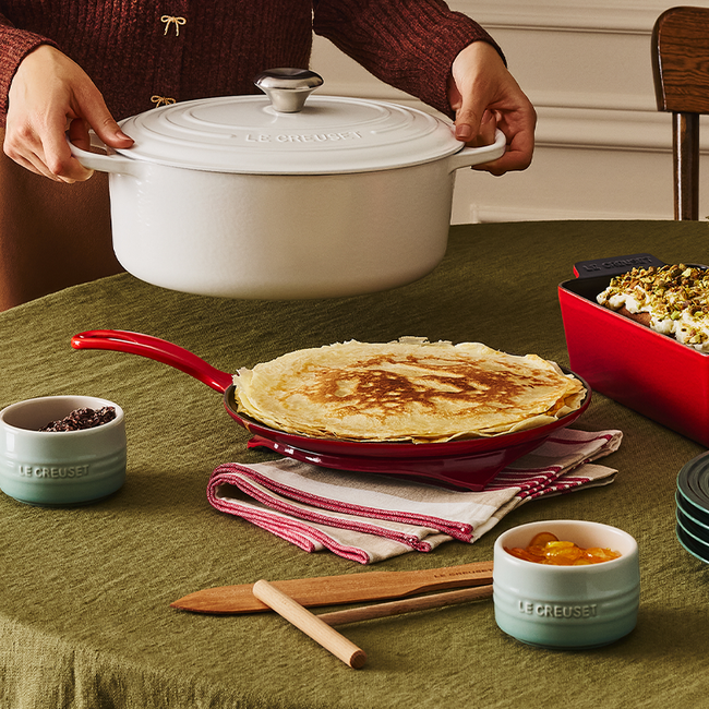 Cast Iron Crêpe Pan, view 3